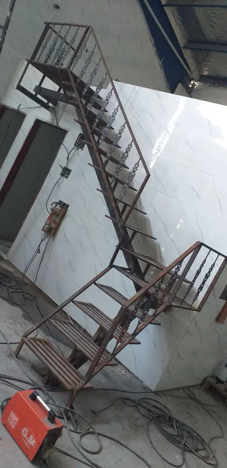 جوشکاری انواع درب ریلی سوله پله سقف کاذب ...|خدمات پیشه و مهارت|آبادان, |دیوار