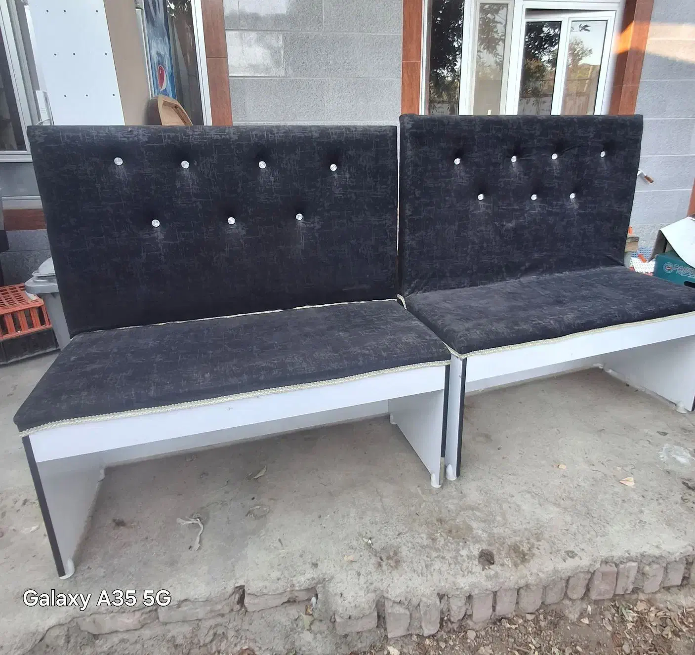 ۳ عدد صندلی|صندلی و نیمکت|مرند, |دیوار