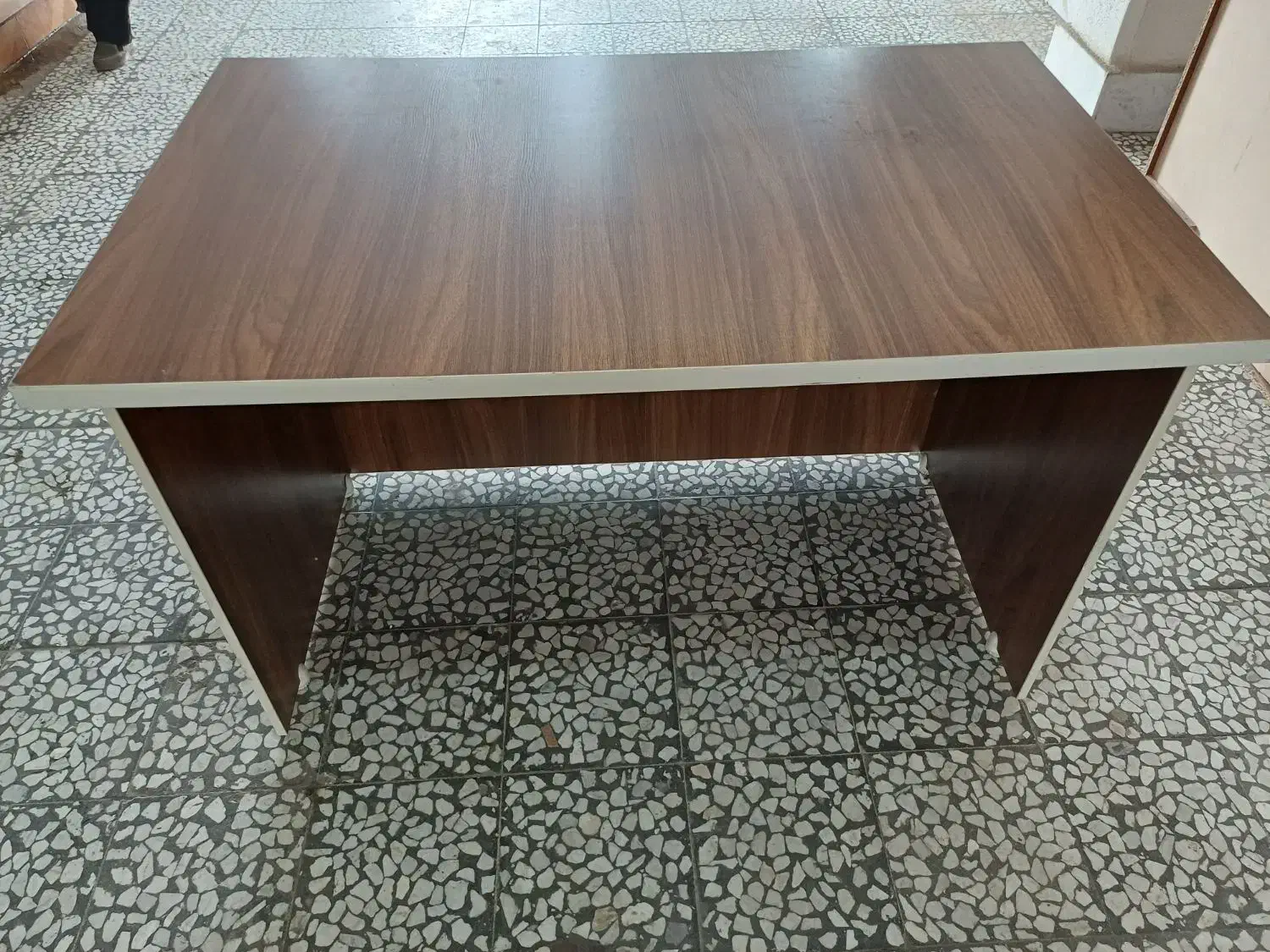 میز اداری لترون|مبلمان اداری|قائم‌شهر, |دیوار