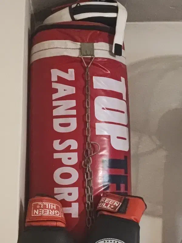 کیسه بوکس|تجهیزات ورزشی|کرج, کمال‌شهر|دیوار