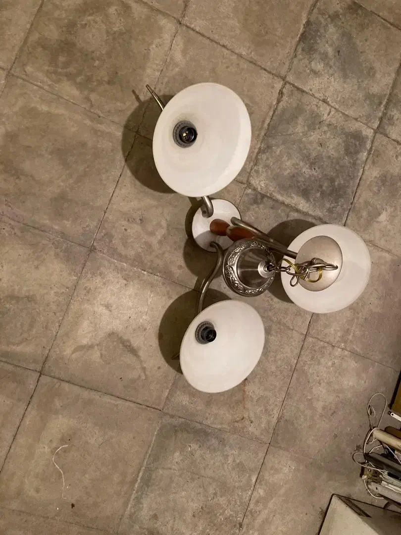 لوستر سه شاخه|لوستر و چراغ آویز|تهران, قلهک|دیوار