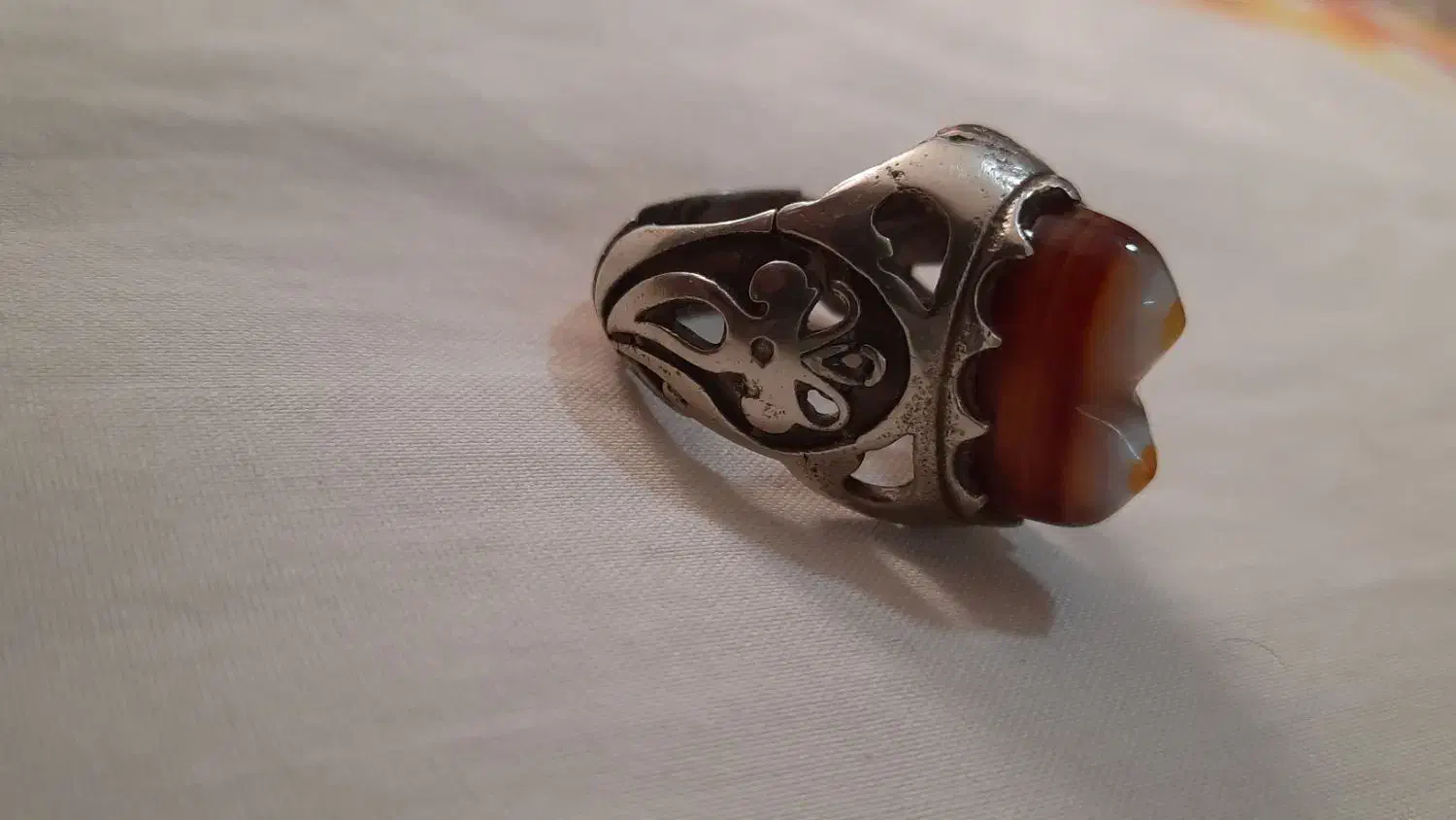 انگوشتر باباقوری|کلکسیون اشیاء عتیقه|گرمسار, |دیوار