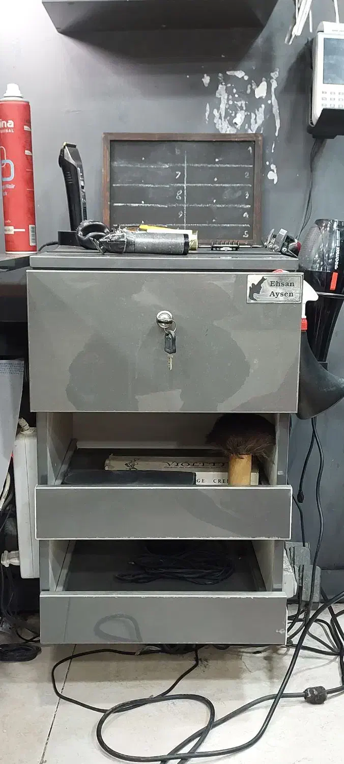 باکس و شلف دیواری های گلس زیر قیمت|کتابخانه، شلف، قفسههای دیواری|کرج, گوهردشت|دیوار