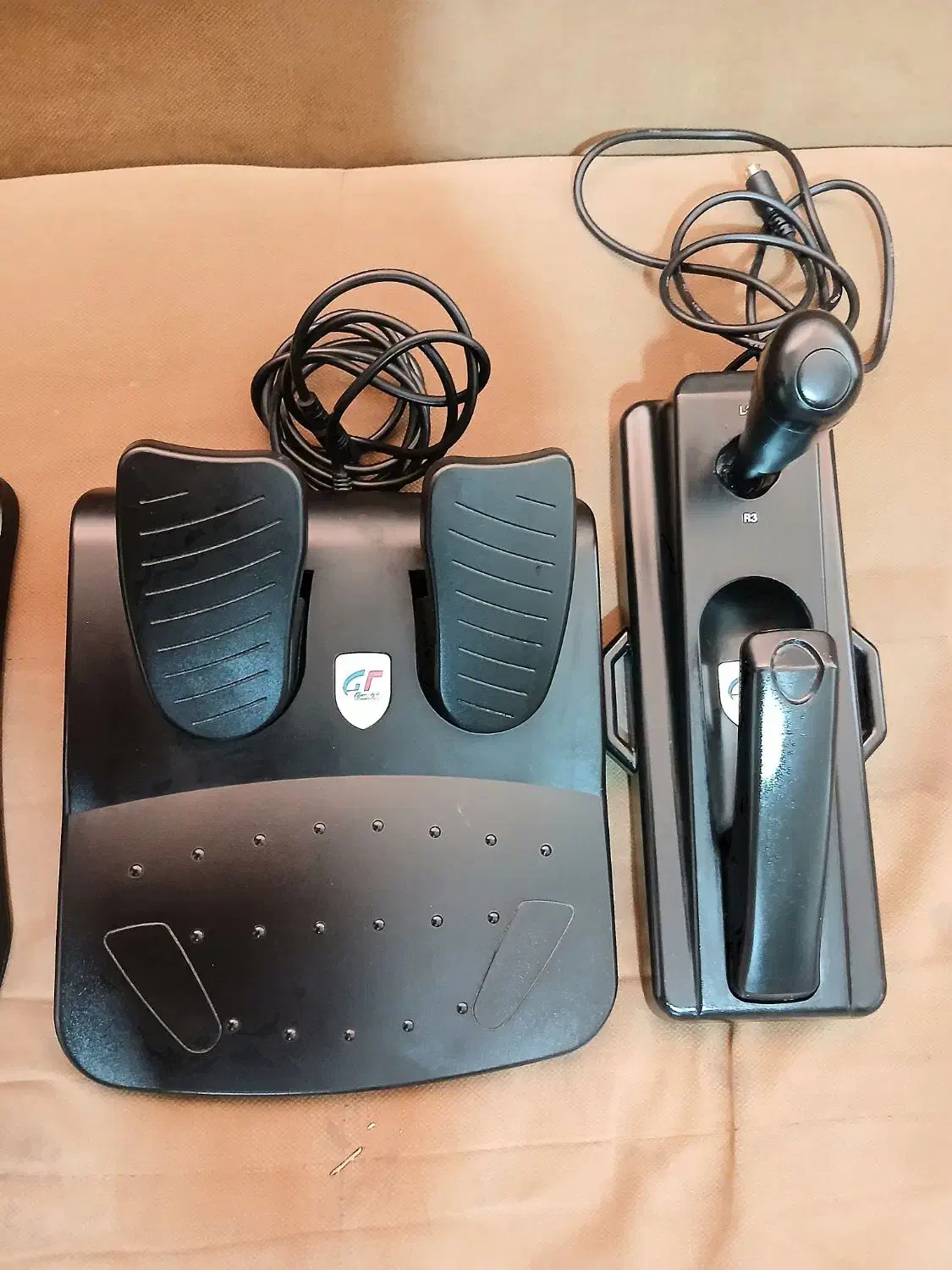 بازی و سرگرمی|کنسول، بازی ویدئویی و آنلاین|صدرا-فارس, فاز ۱|دیوار