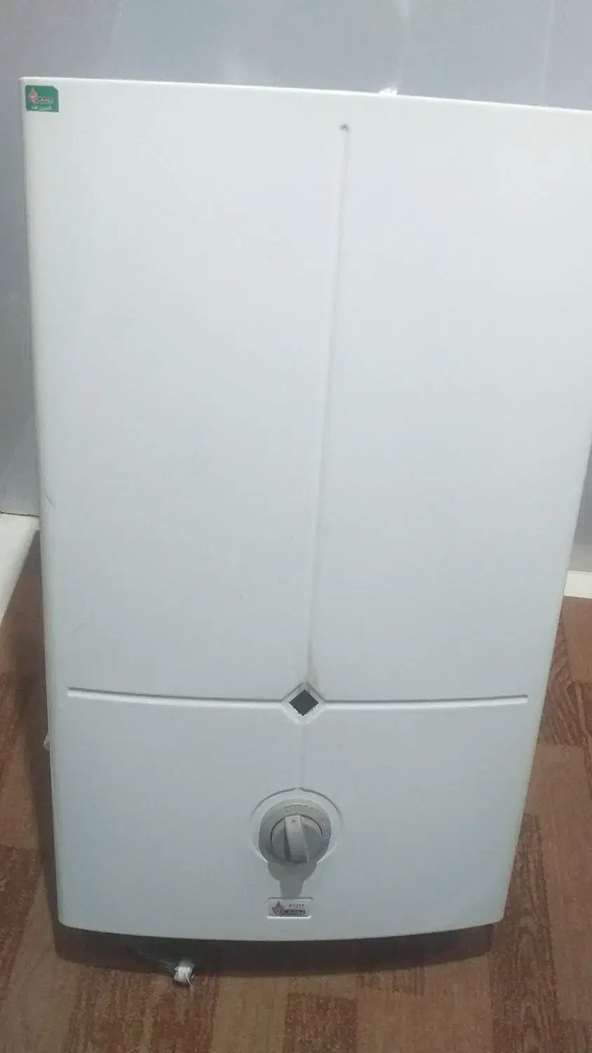 ابگرمکن دیواری بوتانb3118|آبگرمکن، پکیج، شوفاژ|ورزقان, |دیوار