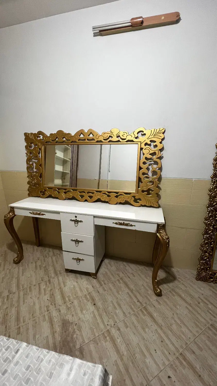 دکور کامل ارایشگاه|آرایشگاه و سالن‌های زیبایی|هنزا, |دیوار