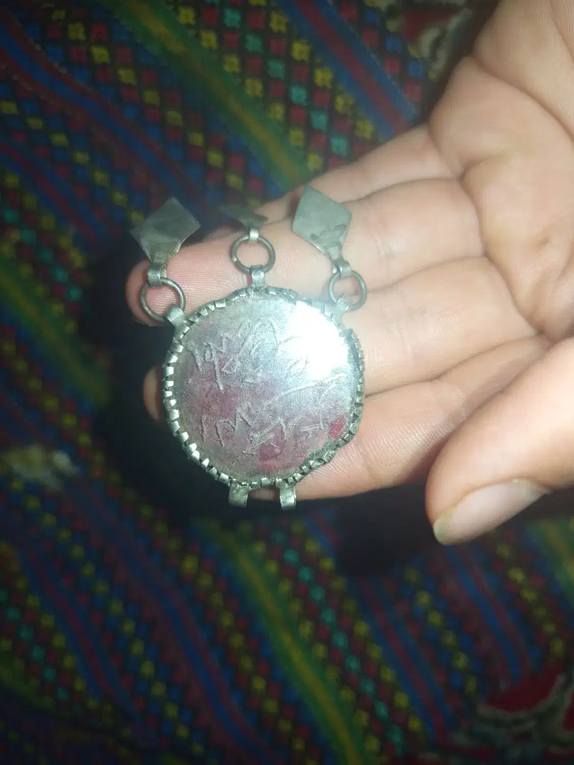 اویز قدیمی|کلکسیون اشیاء عتیقه|سیسخت, |دیوار