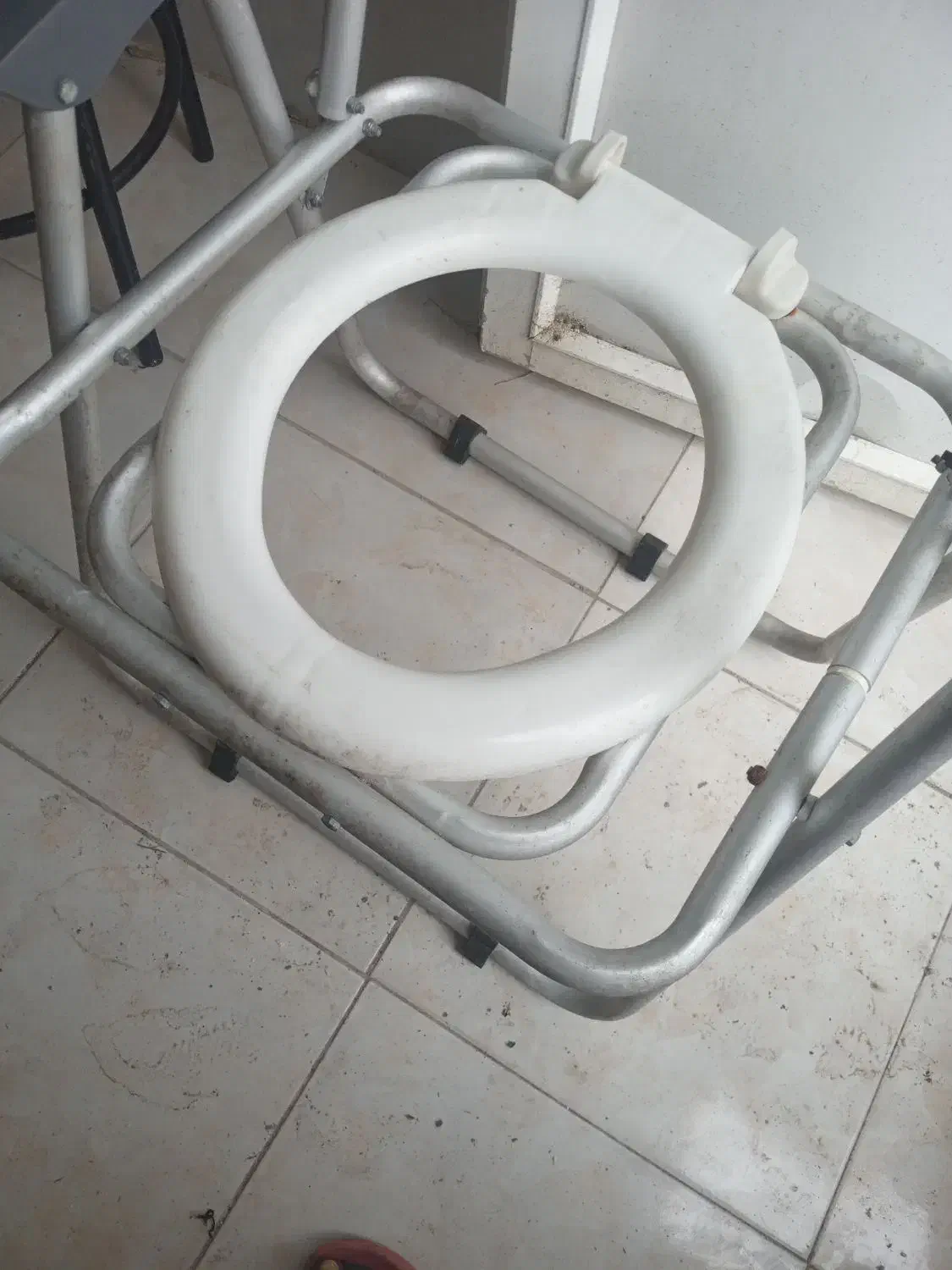 توالت فرهنگی سالم|لوازم سرویس بهداشتی|رشت, فلسطین|دیوار