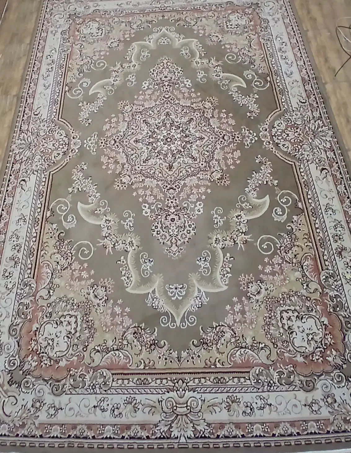 دو تخته فرش گردویی|فرش|بروجرد, |دیوار