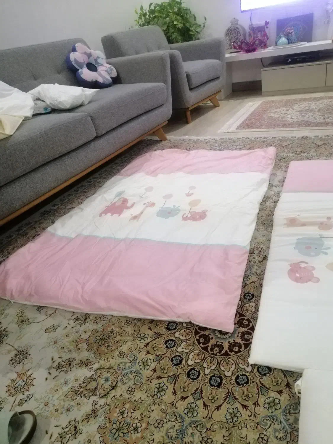 تشک نوزاد،پد دیواره تخت خواب سه تیکه و لحاف کودک|اسباب و اثاث بچه|رشت, نظری|دیوار