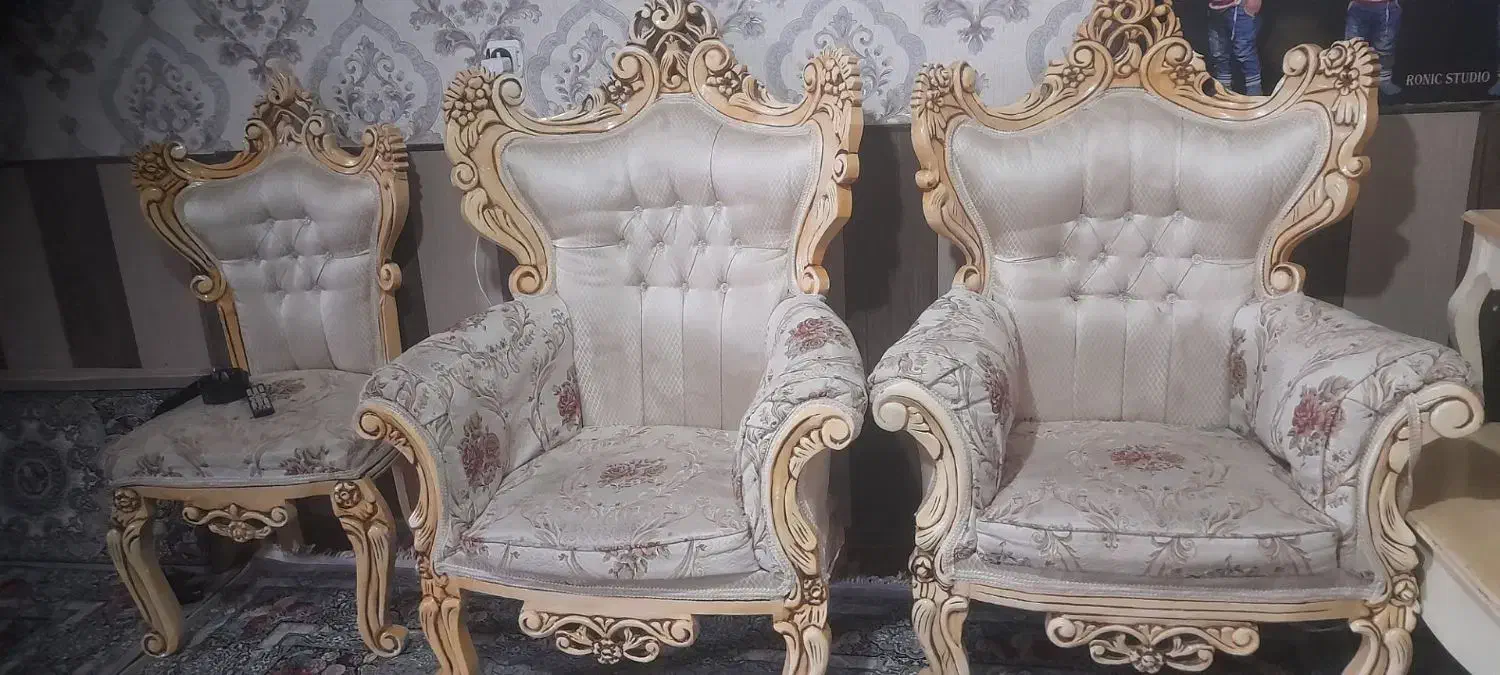 مبل|مبلمان خانگی و میز عسلی|بشاریات, |دیوار