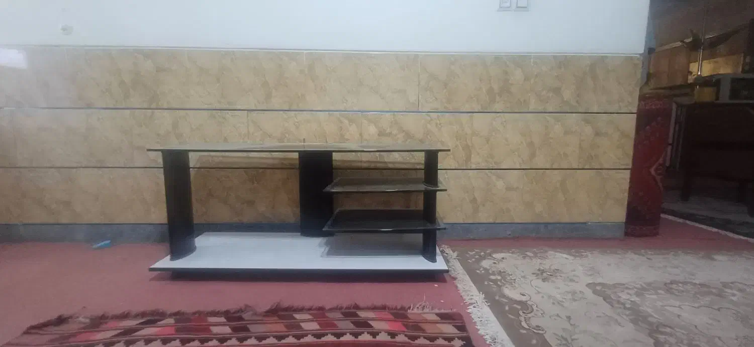 میز تلویزیون|میز تلویزیون|مرودشت, فاز اول شهرک فرهنگیان|دیوار
