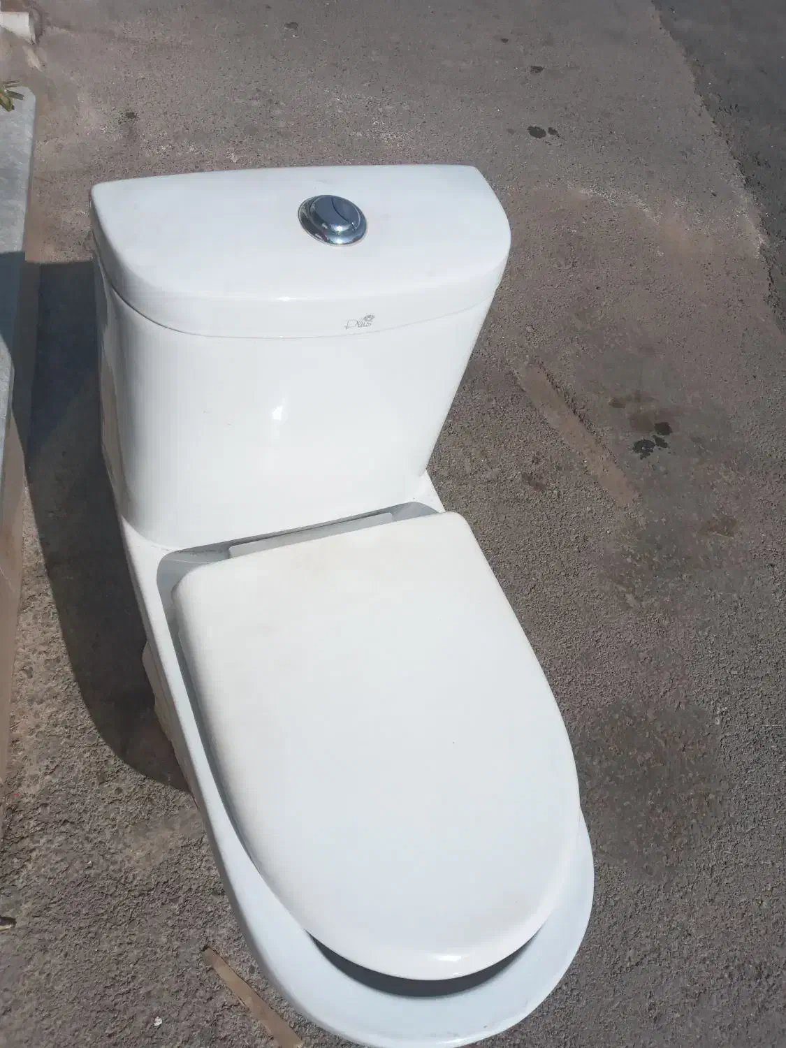 دسشویی فرنگی|لوازم سرویس بهداشتی|اقبالیه, |دیوار