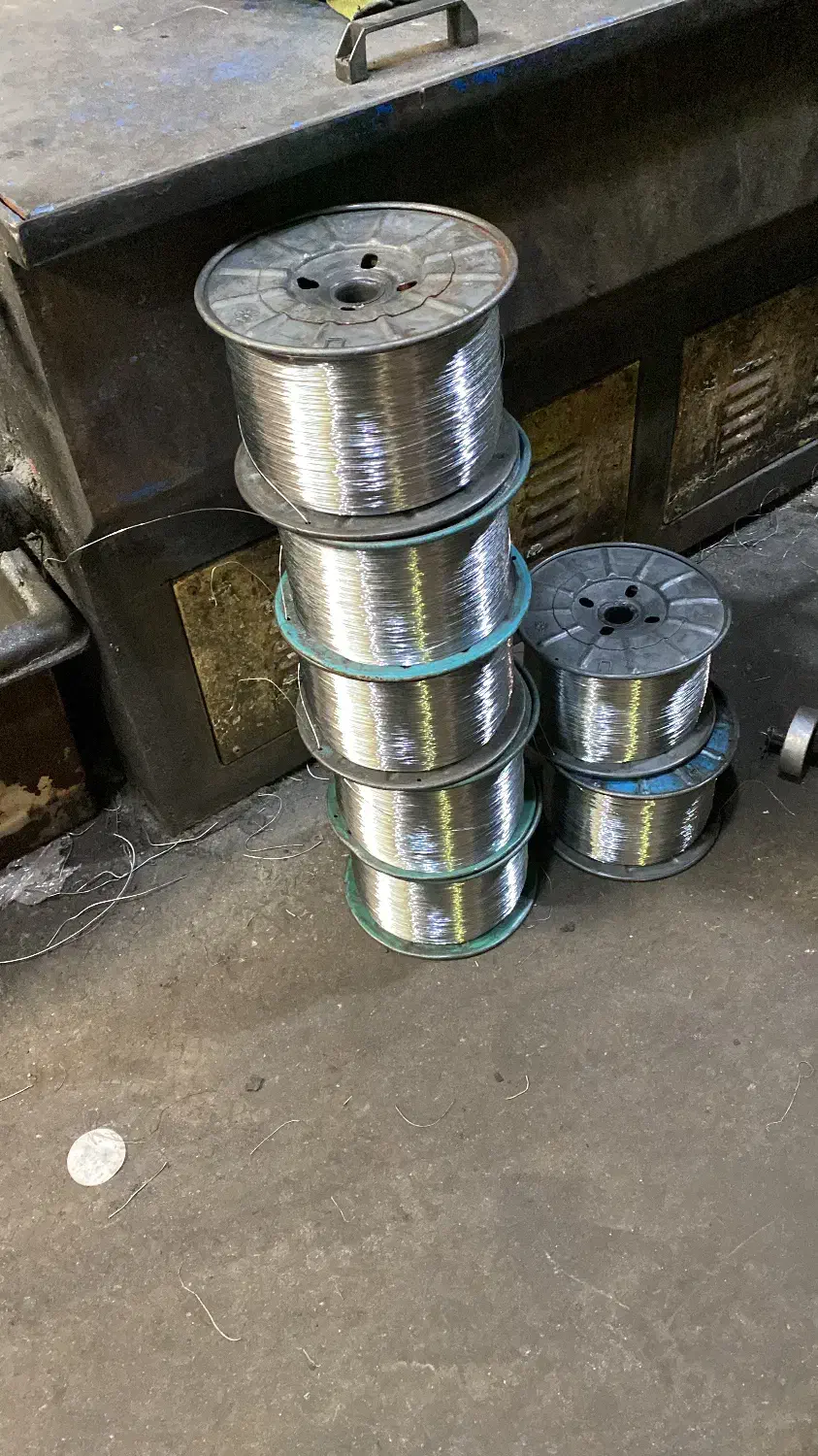 استخدام کارگر ساده جهت شب کاری در صنایع مفتولی|استخدام صنعتی، فنی، مهندسی|باقرشهر, |دیوار