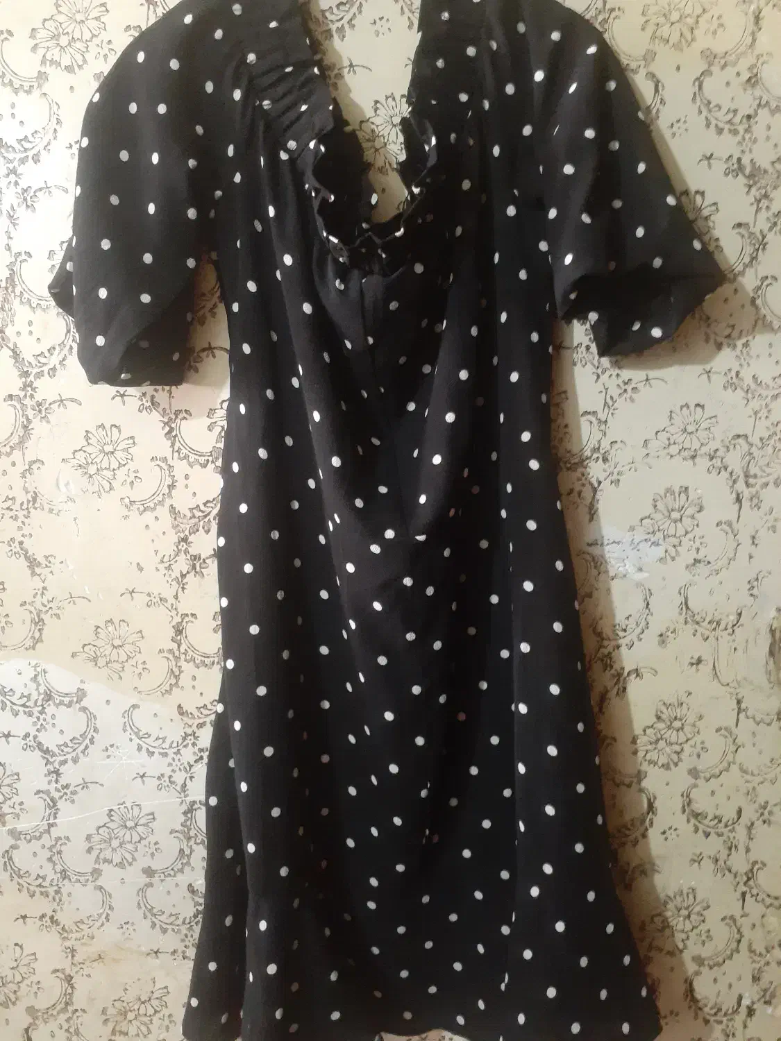 مانتو و کفش و لباس جشن|لباس|شوشتر, |دیوار