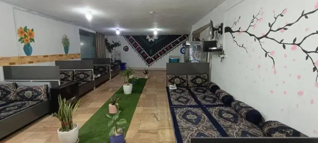 تخت سنتی|مبلمان خانگی و میز عسلی|خرمآباد, |دیوار