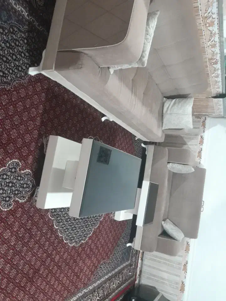 مبل هفت نفر تمیز|مبلمان خانگی و میز عسلی|شاهین دژ, |دیوار