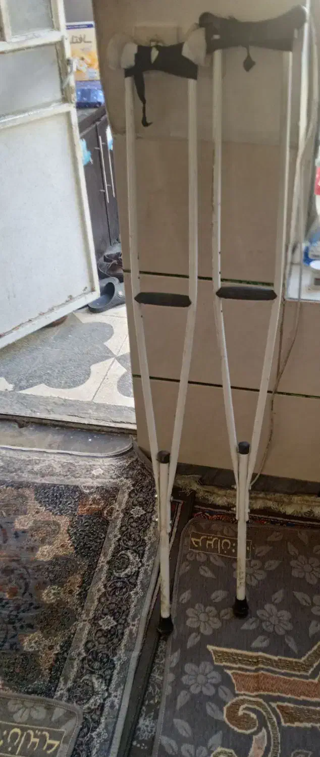 یه جفت عصا|آرایشی، بهداشتی، درمانی|شیراز, شهدای شهرک سعدی|دیوار