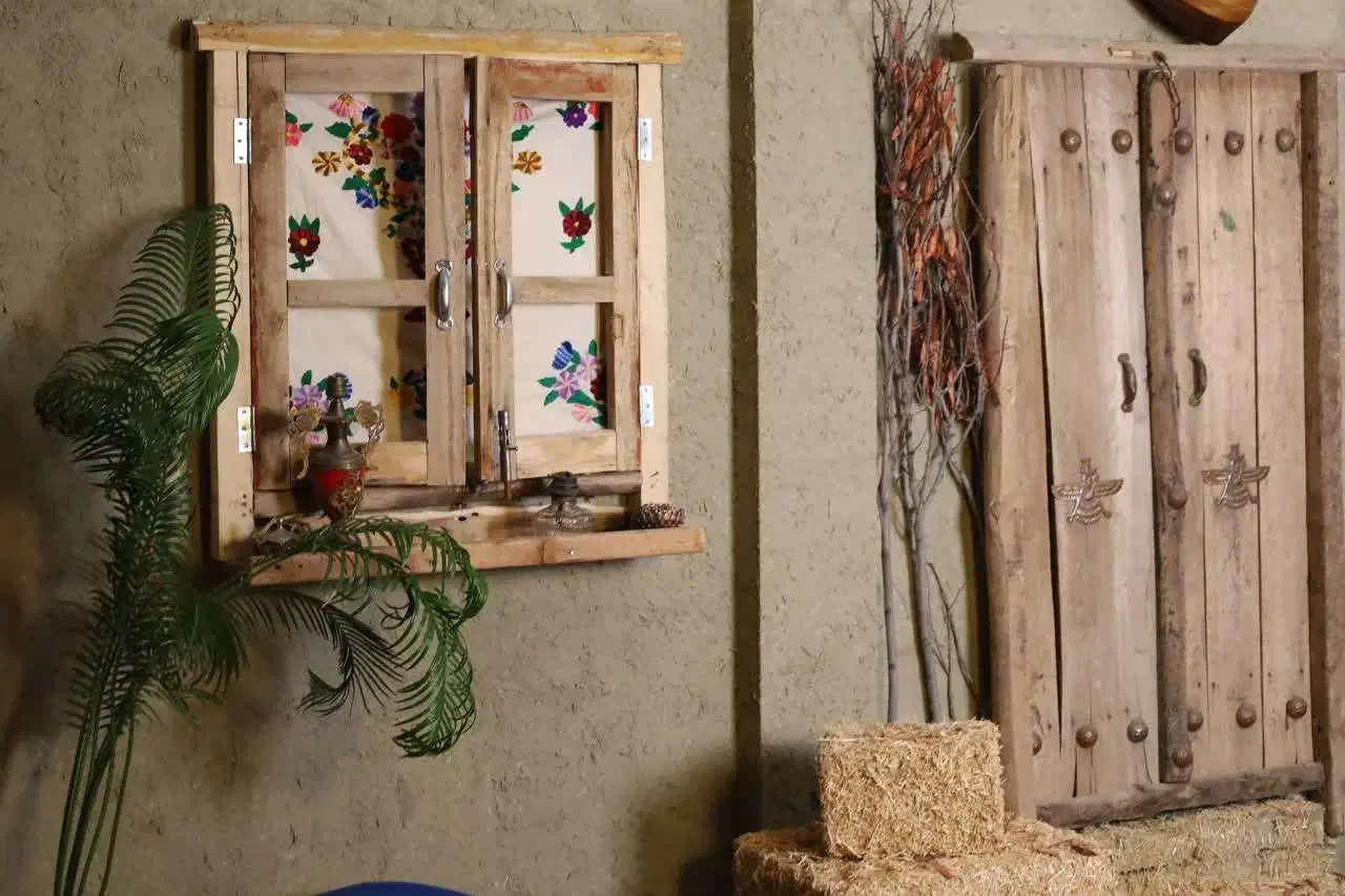 سِلیو استودیو (Celio Studio) آفیش لوکیش و تجهیزات|اجارهٔ کوتاه‌مدت دفتر کار و فضای آموزشی|مشهد, ولیعصر (شهرک غرب)|دیوار