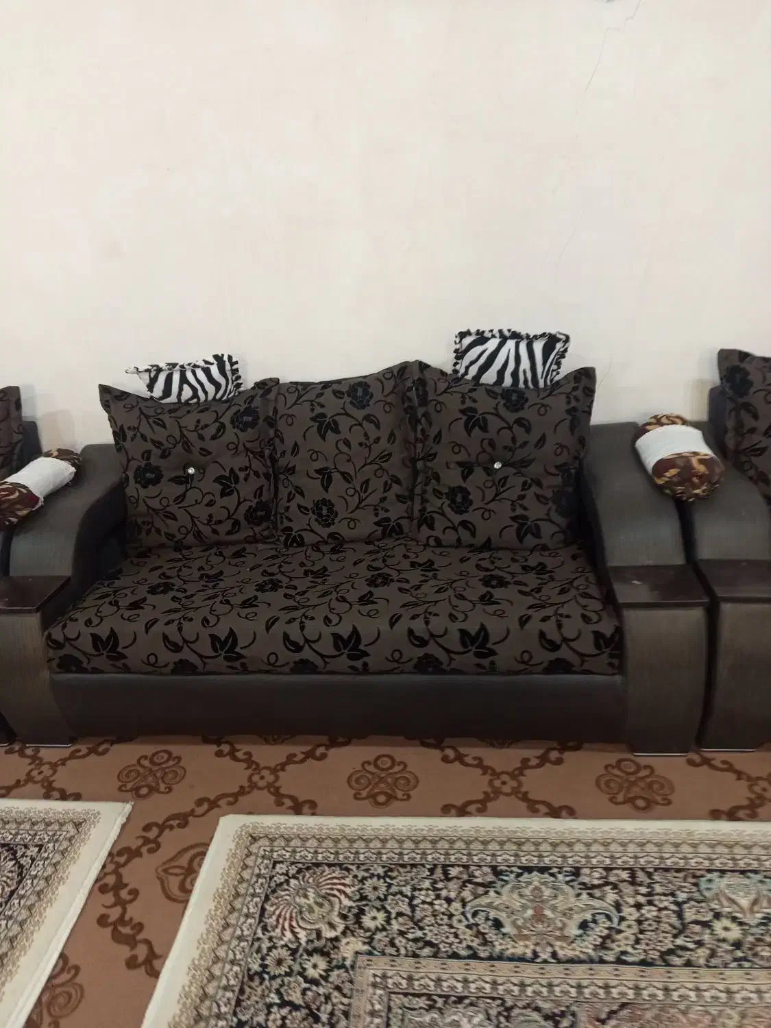 مبل|مبلمان خانگی و میز عسلی|قیدار, |دیوار