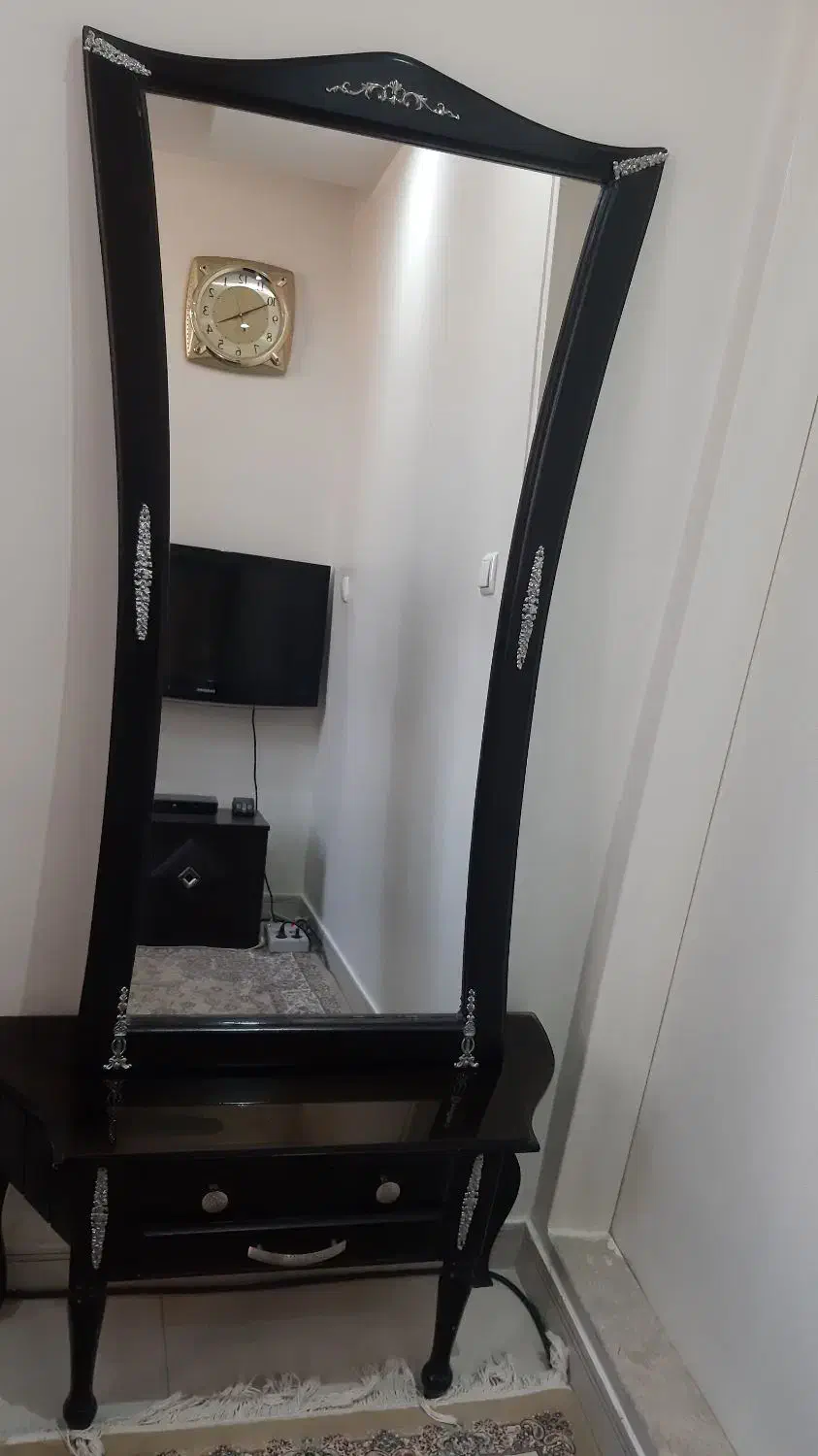 آینه و میز|بوفه، ویترین، کنسول|تهران, امیریه|دیوار