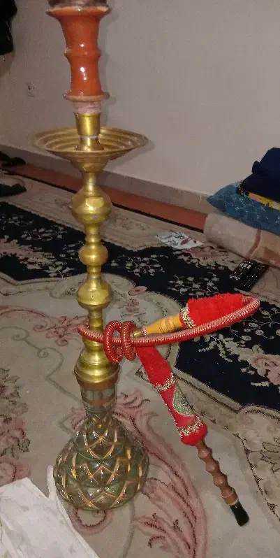 قلیان بلند برنجی قدیمی یه دست شمش سنگین|کلکسیون اشیاء عتیقه|ری, صفاییه (چشمه علی)|دیوار