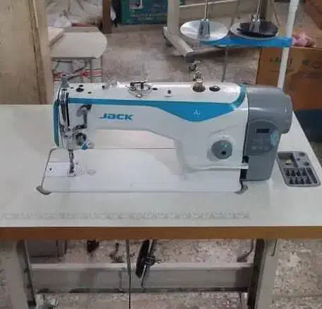 به تعدادی خیاط ماهر و نیمه ماهر خانم نیازمندیم|استخدام صنعتی، فنی، مهندسی|مشکیندشت, |دیوار