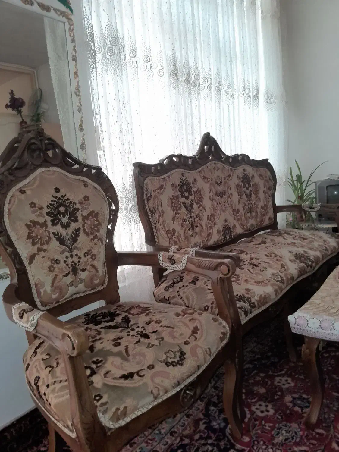 مبل سلطنتی چوبی ۷نفری|مبلمان خانگی و میز عسلی|اردبیل, |دیوار