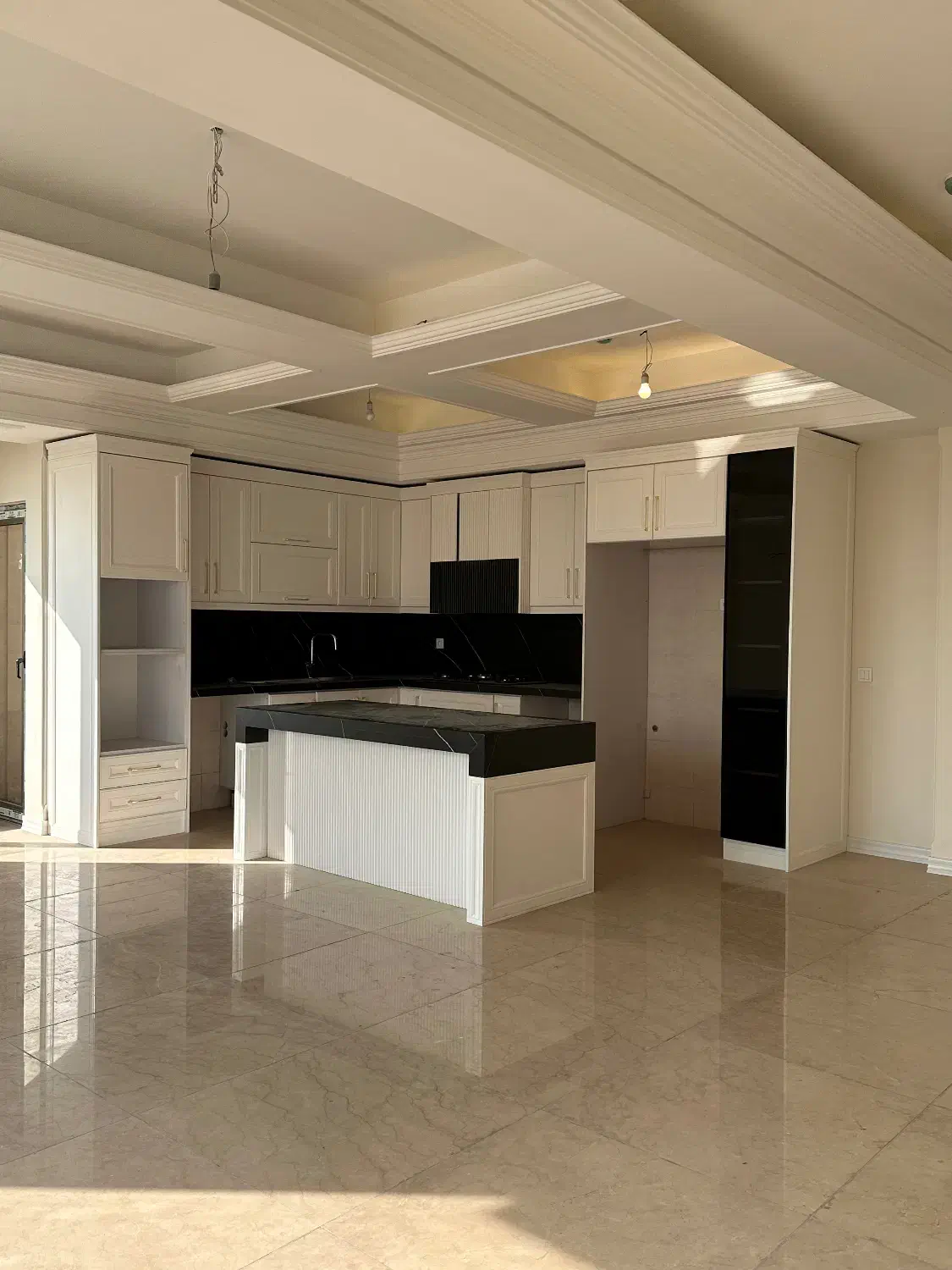 120متر 2خواب/ولنجک/فول مشاعات/حتی مجرد