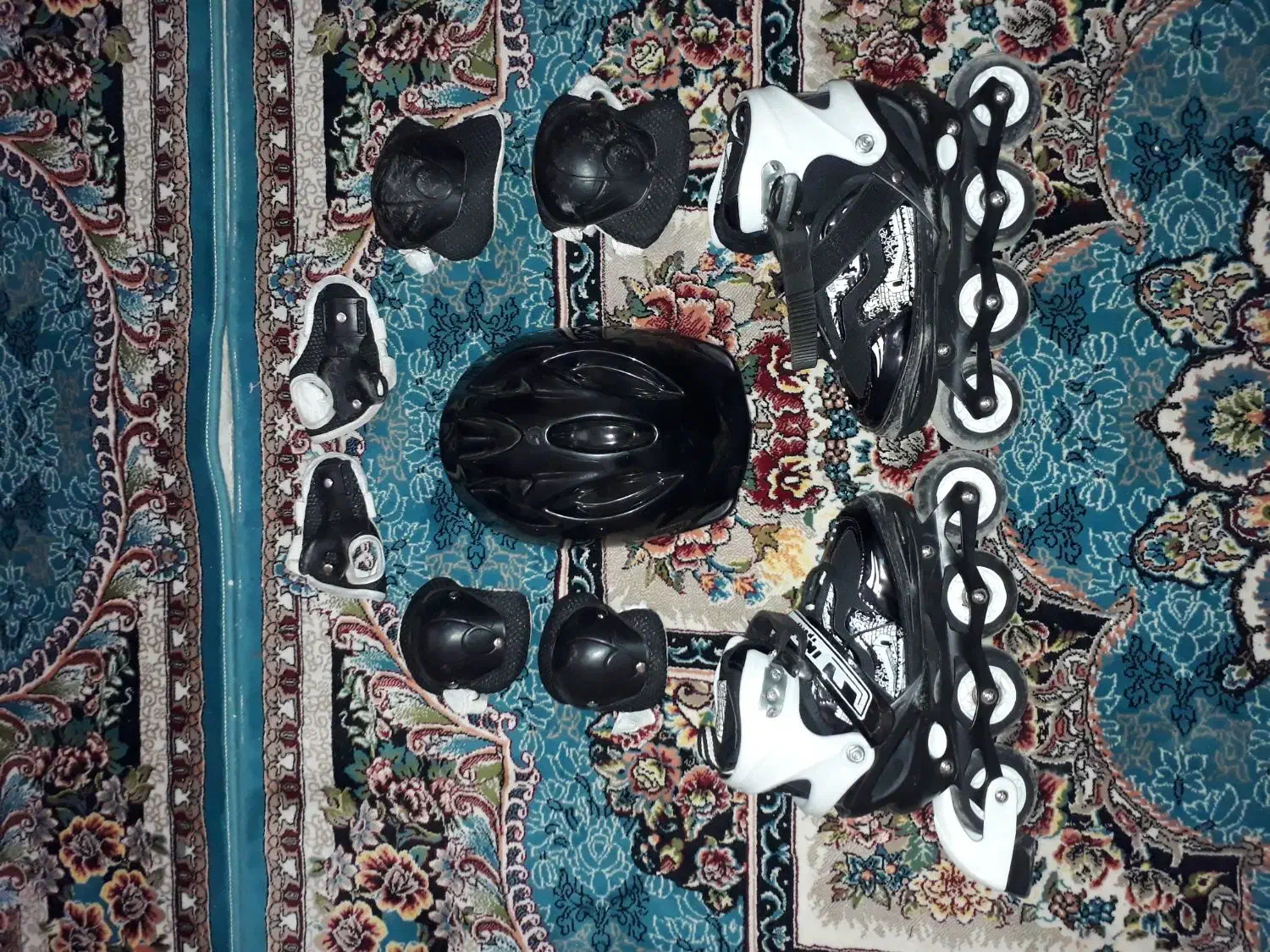 اسکیت و ست لوازم ایمنی|دوچرخه، اسکیت، اسکوتر|تبریز, |دیوار