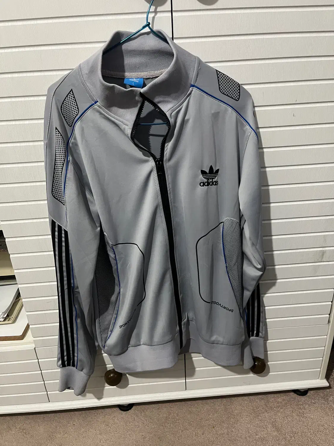 لباس|لباس|کرج, برغان|دیوار