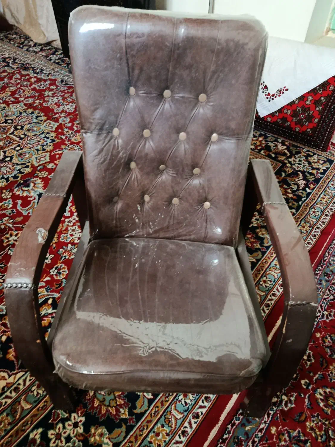 صندلی|صندلی و نیمکت|اسفراین, |دیوار