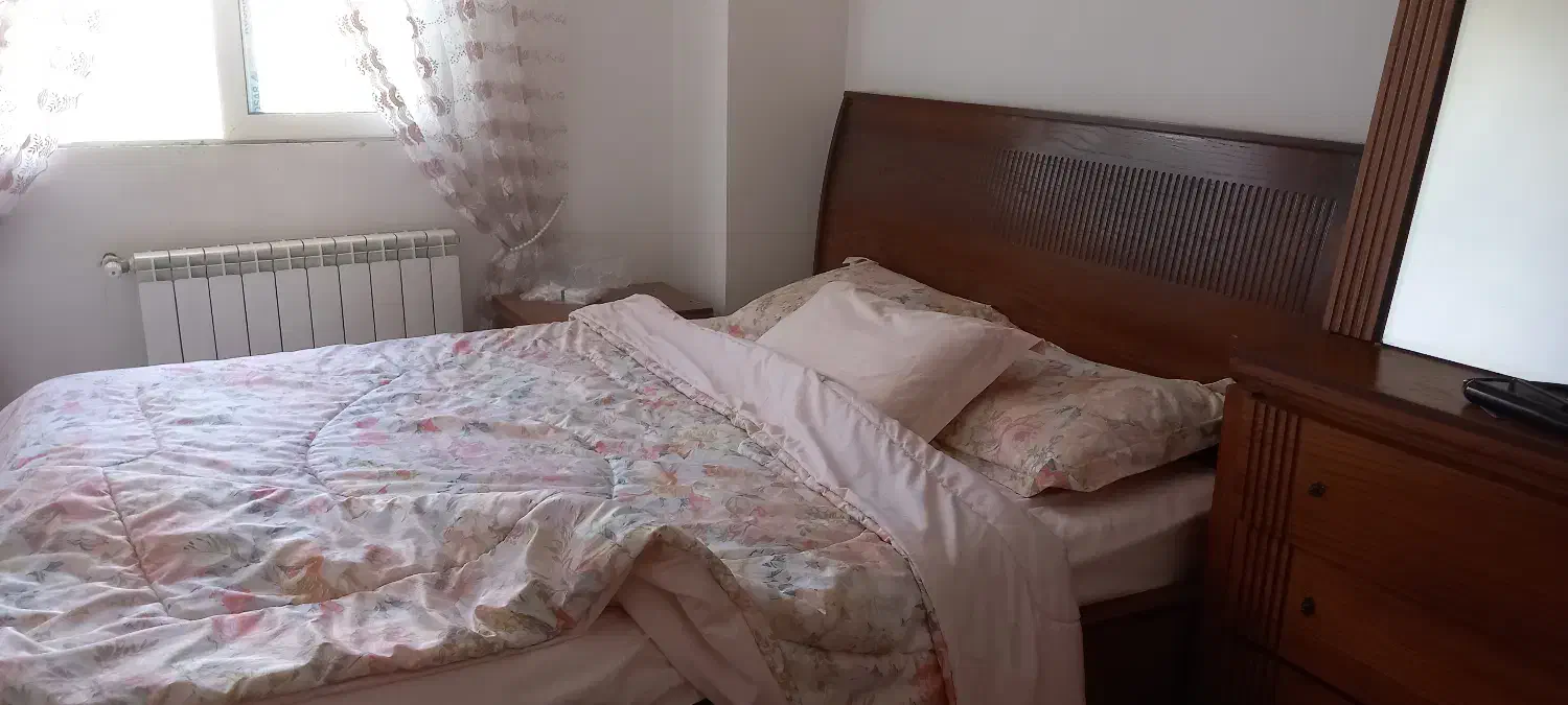 تخت خواب دونفره در حد نو|تخت و سرویس خواب|ماسال, |دیوار