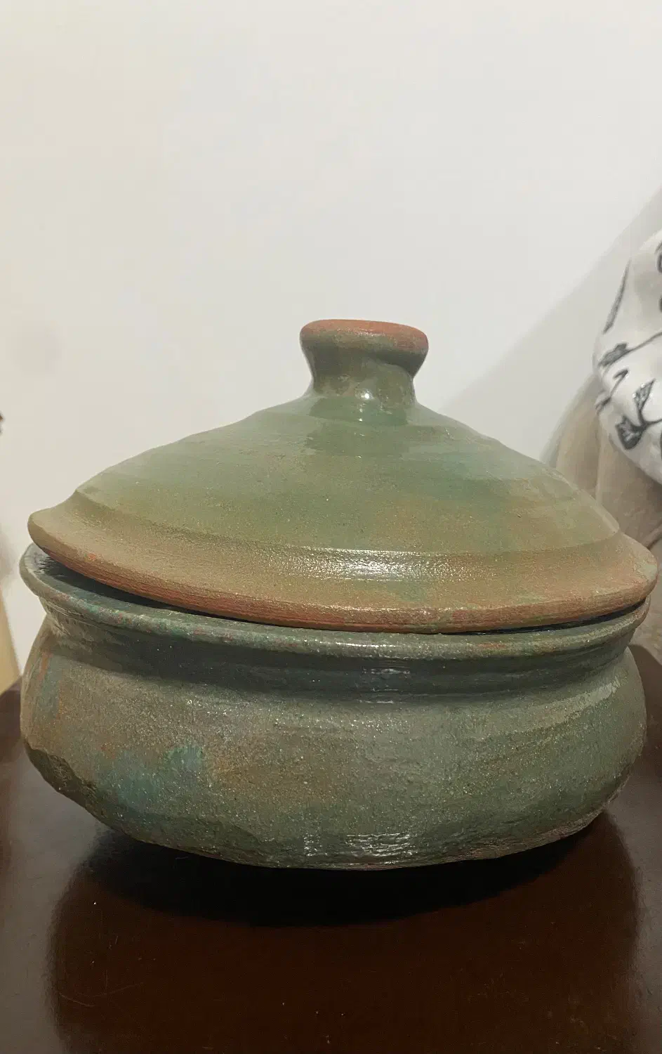 گمج گیلانی|ظروف پخت‌وپز|رشت, آب و برق|دیوار