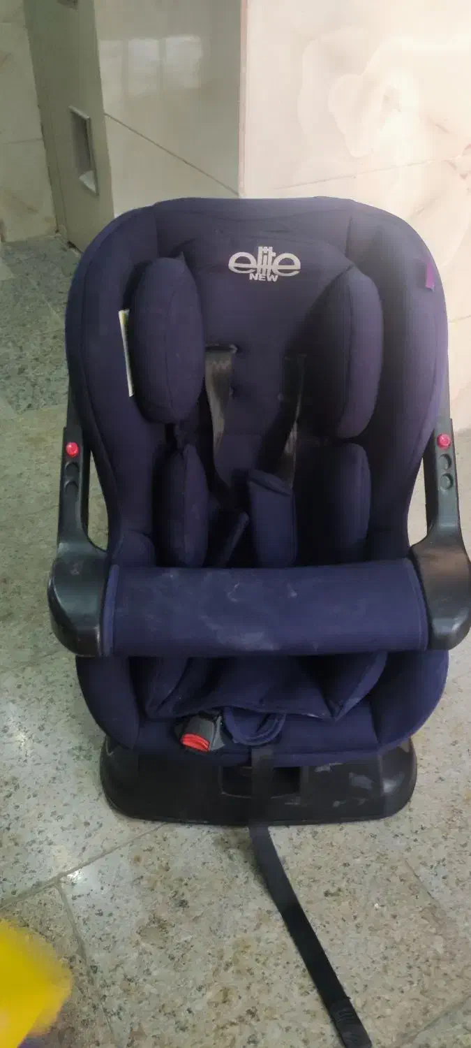 صندلی ماشین کودک|تخت و صندلی بچه|ارومیه, |دیوار