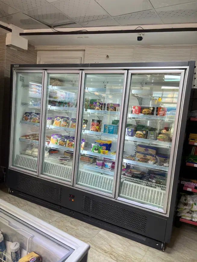 یخچال و قفسه فروشگاهی در حد نو|فروشگاه و مغازه|کرمانشاه, |دیوار