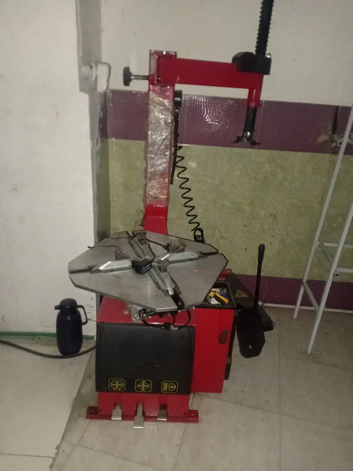 دستگاه لاستیک درآر چینی در حد نو|ماشین‌آلات صنعتی|اردبیل, |دیوار