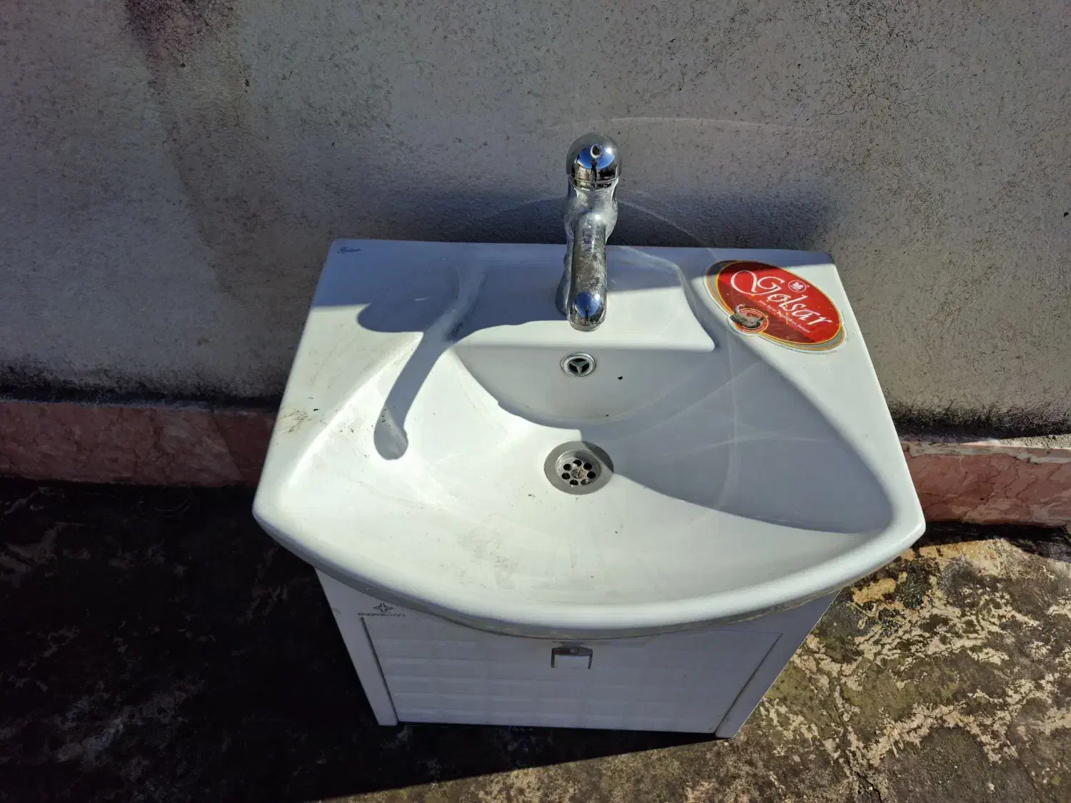 سنگ روشویی|لوازم سرویس بهداشتی|گرگان, |دیوار