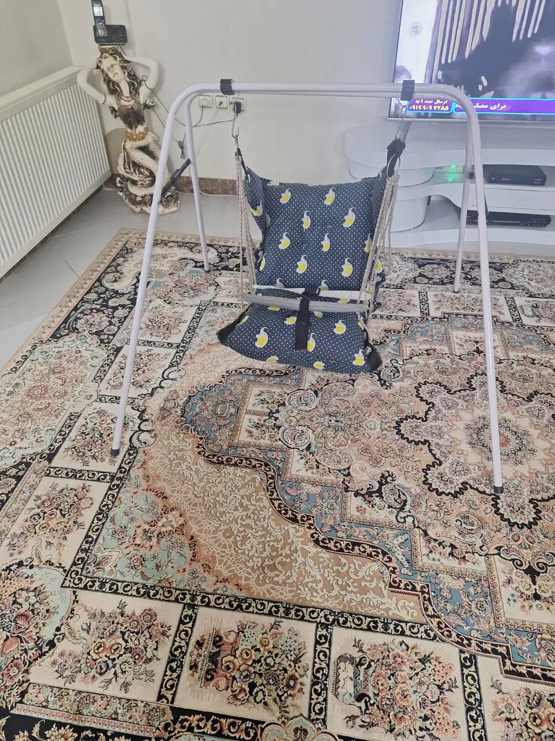 تاب بچه|اسباب‌بازی بچه|تهران, آهنگران (سراسیاب دولاب)|دیوار