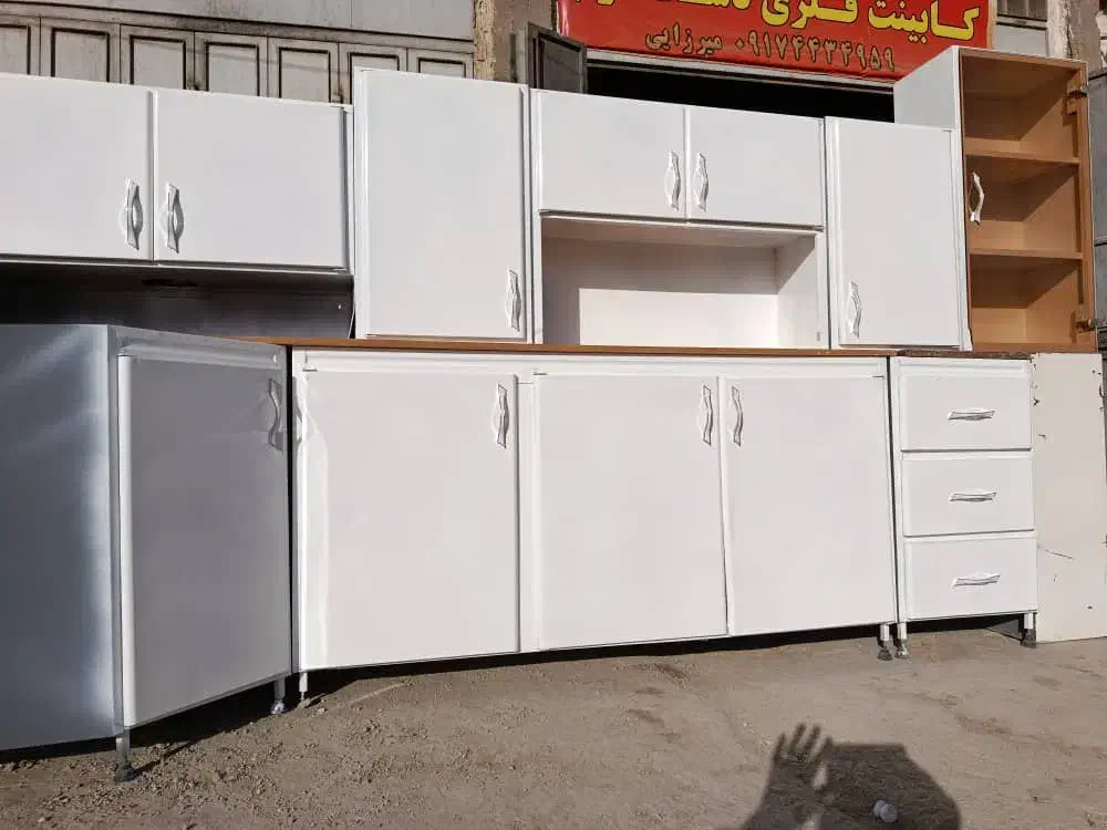 ۶متر نیم کابینت فلزی دست دوم در حدنو نو|مصالح و تجهیزات ساختمان|شیراز, ماه فیروزان|دیوار