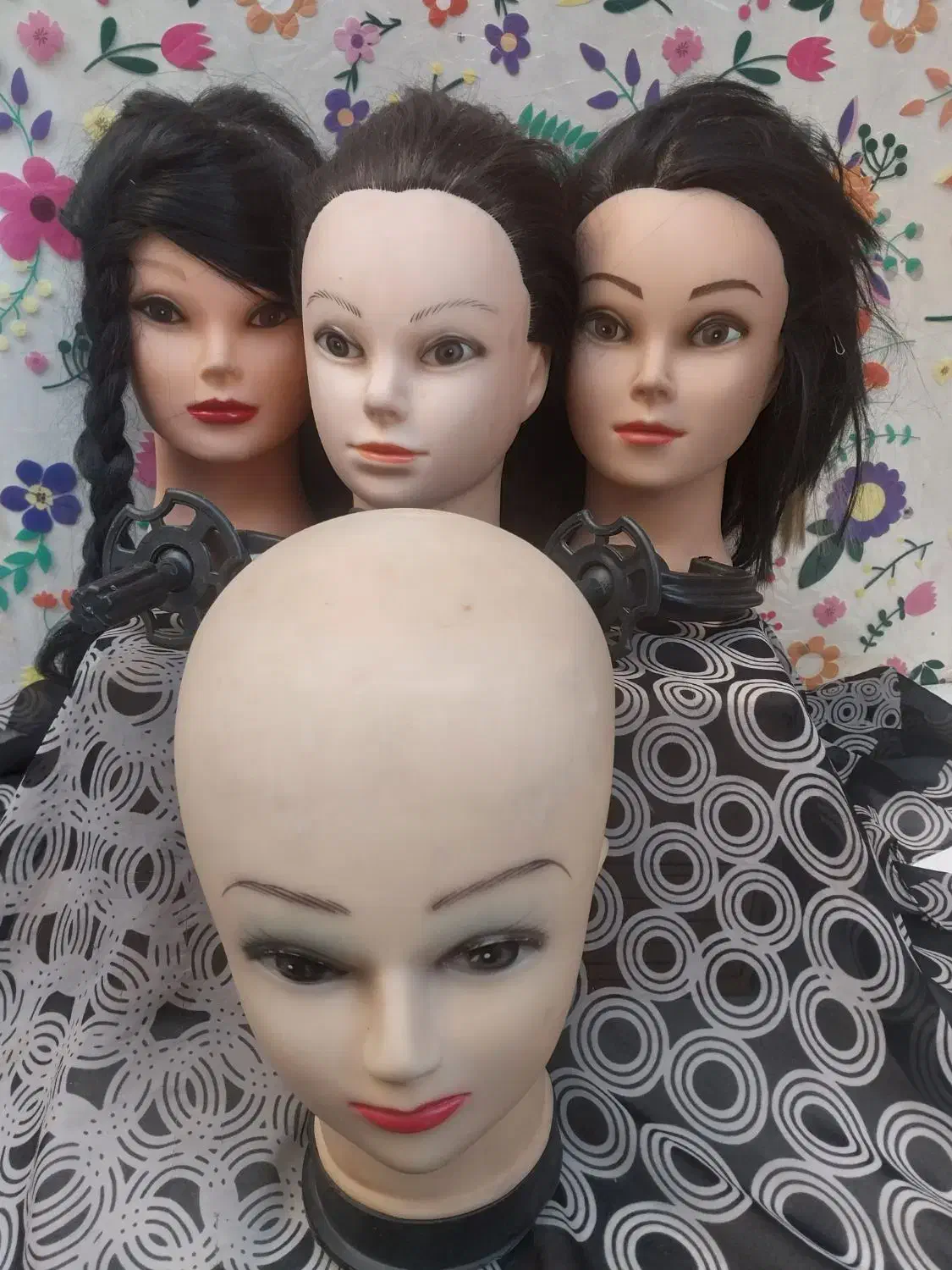 فروش فوری تعداد متنوعی مانکن|فروشگاه و مغازه|کرج, شاهینویلا|دیوار