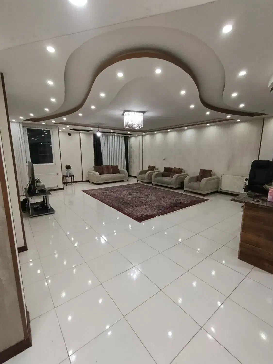 فروش واحد ۳خواب ۱۶۰ متری تک واحدی در فرگاز|فروش آپارتمان|شیراز, فرگاز|دیوار