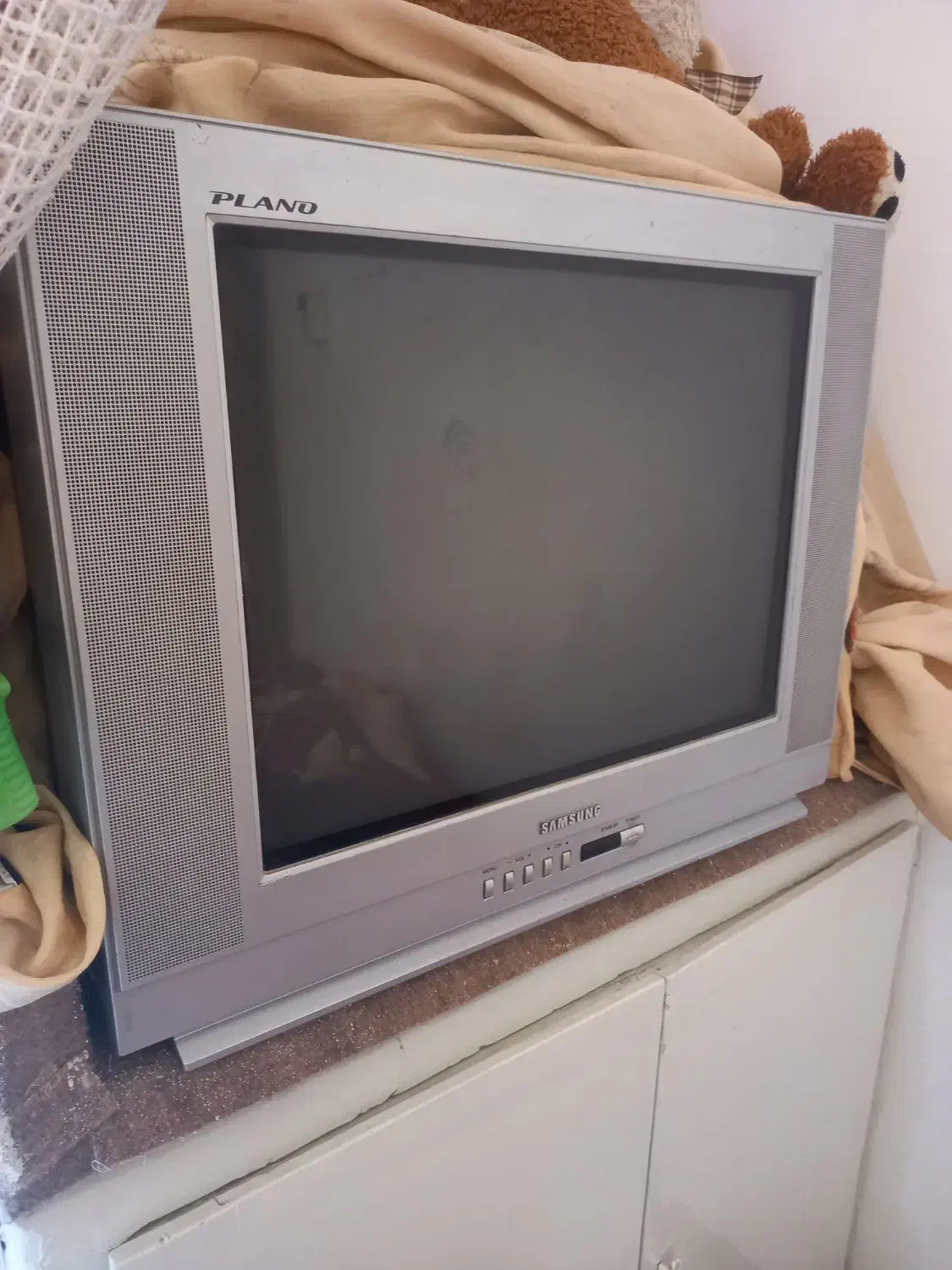 تلویزیون سامسونگ به همراه کنترل|تلویزیون و پروژکتور|شیراز, سایت اداری|دیوار