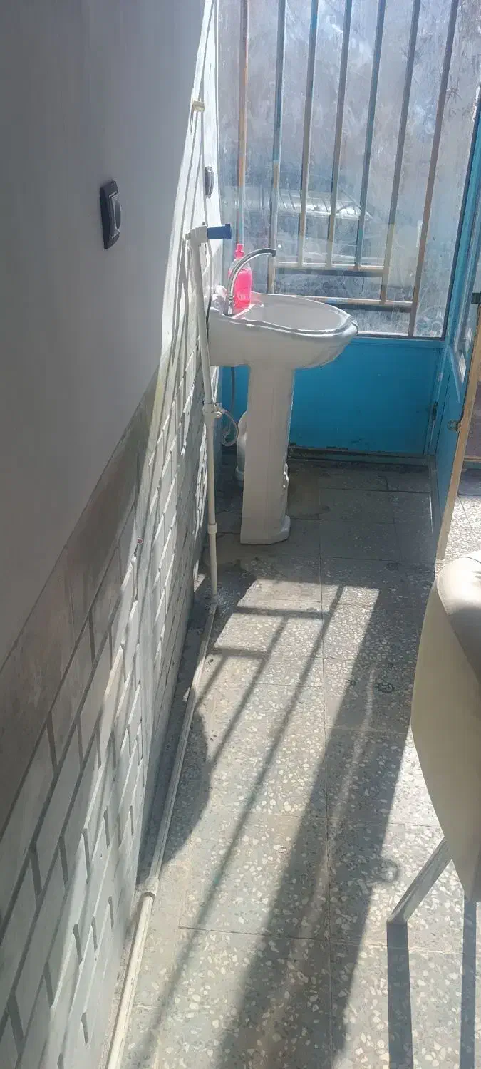 اجاره ملک تجاری کوچه طالقانی ۶یکطرفه|اجارهٔ مغازه و غرفه|جیرفت, |دیوار