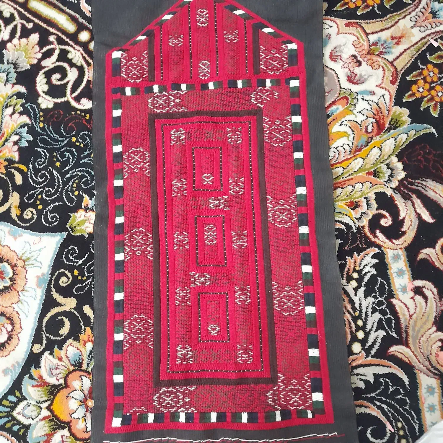 زی استین ششتاری|لباس|یزد, |دیوار