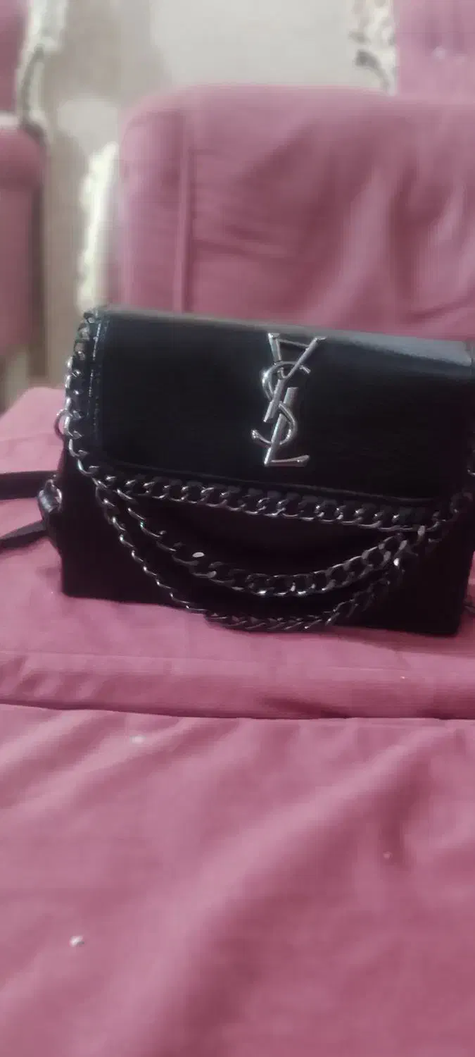 کیف|کیف، کفش، کمربند|قرچک, میرزائی جنوبی|دیوار