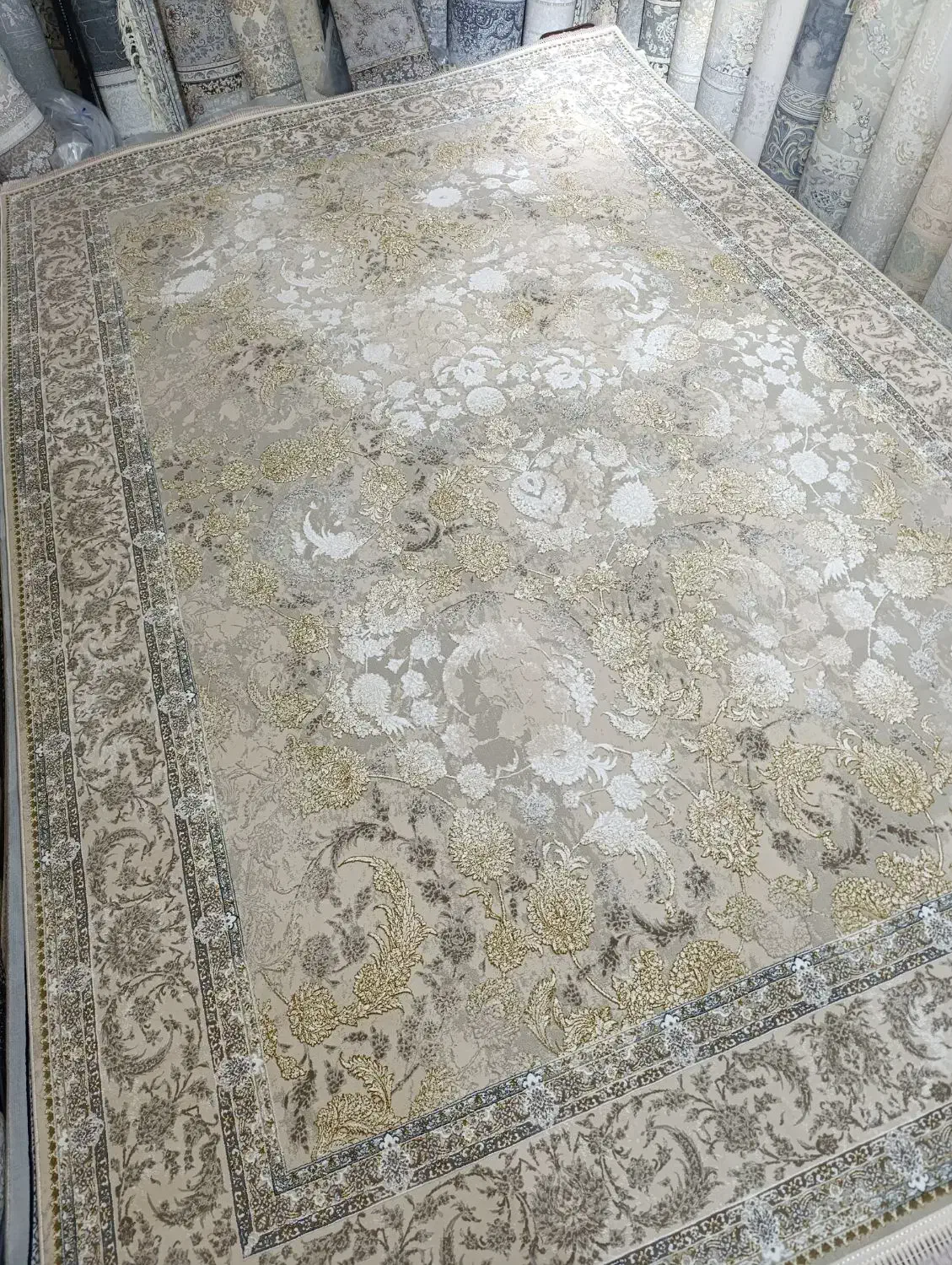 ۱۲۰۰ شانه های بینظیر|فرش|سقز, |دیوار