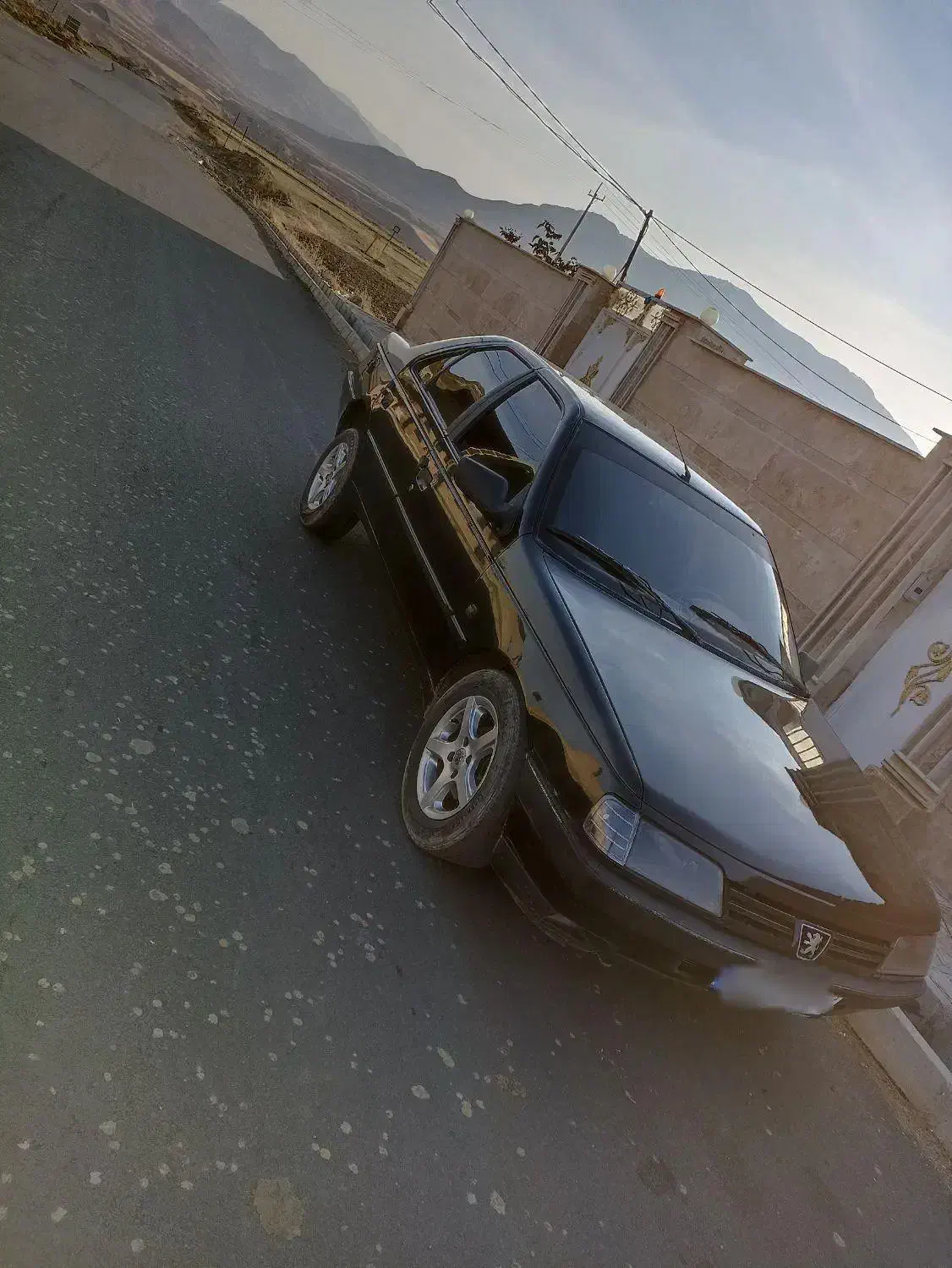 پژو ۴۰۵مشکی مدل ۹۴|خودرو سواری و وانت|کامیاران, |دیوار