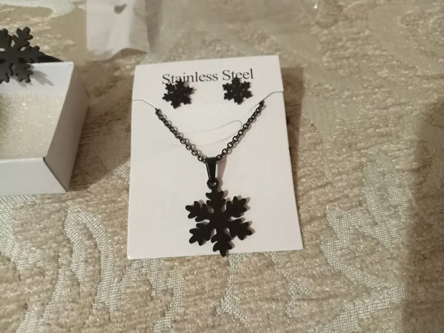 انگشتر مدال گوشواره دستبند نو|بدلیجات|تبریز, |دیوار