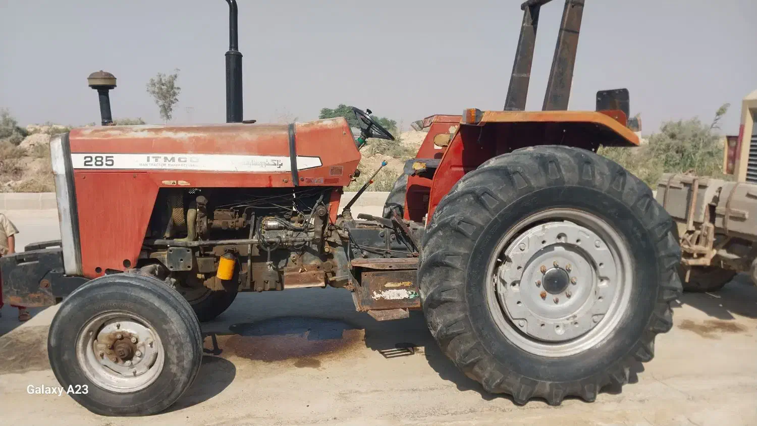 سام دوستان عزیز تراکتور سالم هیچ عیبی ندارد مدل ۸۵|خودرو سنگین|اهواز, غیزانیه|دیوار